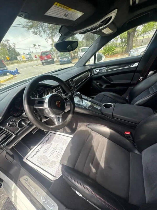 2016 Porsche Panamera GTS