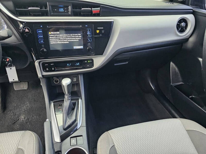 2017 Toyota Corolla LE