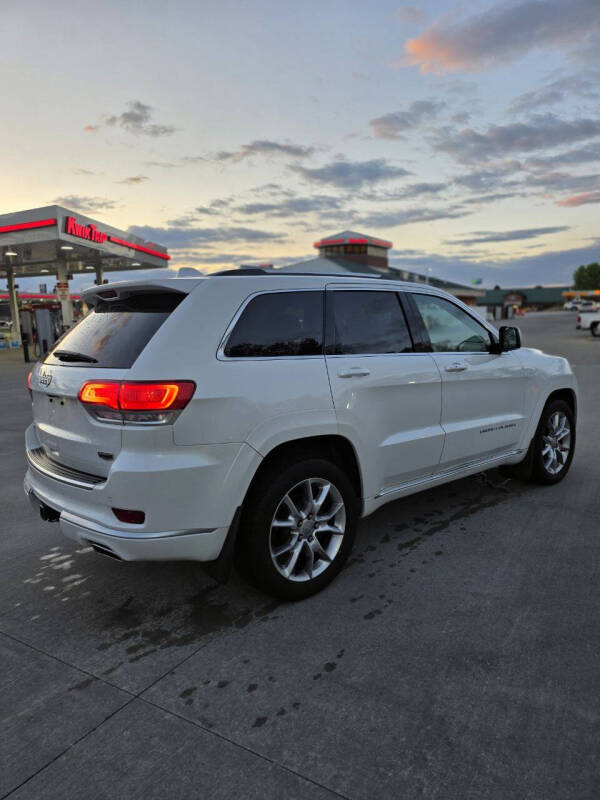 2016 Jeep Grand Cherokee Summit