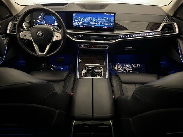 2023 BMW X7 xDrive40i