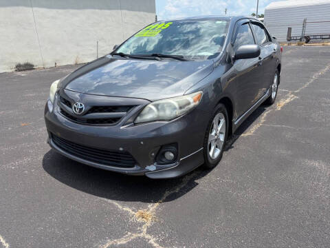 2013 Toyota Corolla L Photo