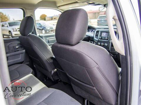 2024 RAM 1500 Classic SLT