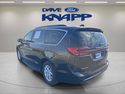 2022 Chrysler Pacifica Touring L