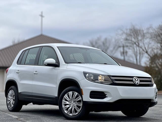 VolkswagenTiguan Limited3
