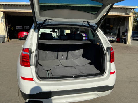 2017 BMW X3 sDrive28i