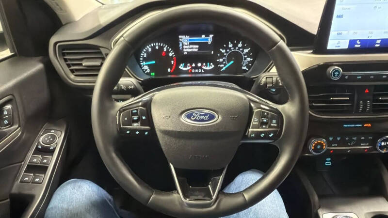 2021 Ford Escape SE