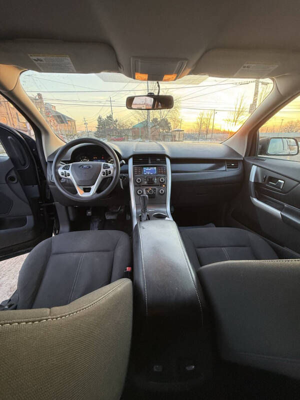 2012 Ford Edge SE