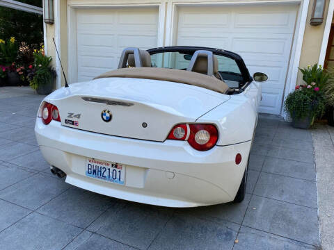 2005 BMW Z4 2.5i