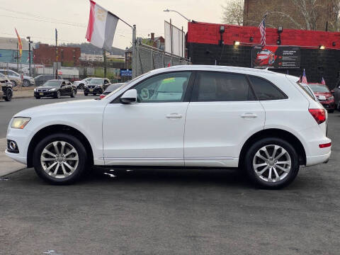 2014 Audi Q5 2.0T quattro Premium Plus