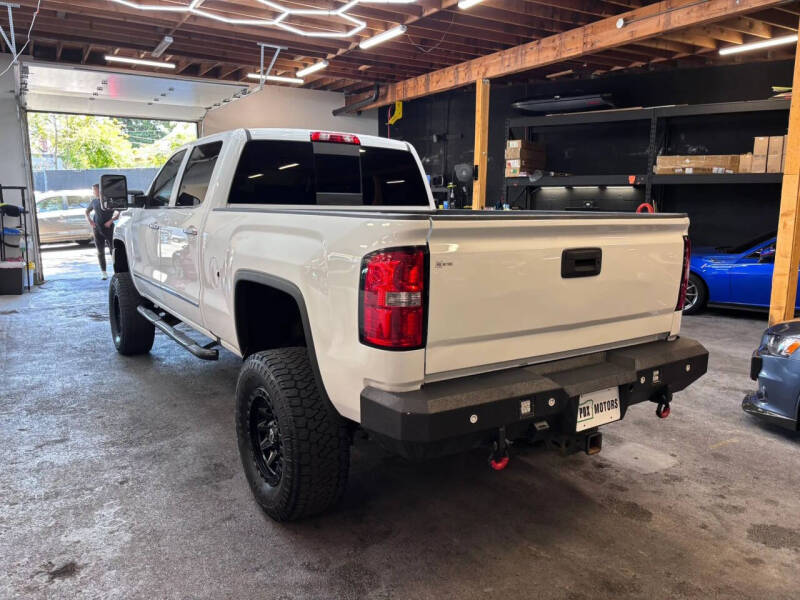 2016 GMC Sierra 2500HD Denali