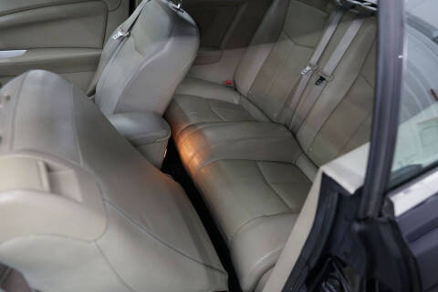 2012 Chrysler 200 Limited