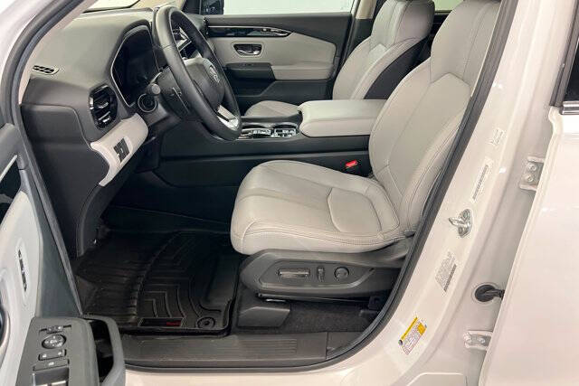 2025 Honda Pilot Touring