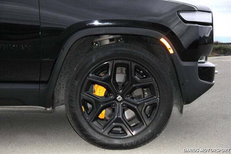 2023 Rivian R1T Adventure