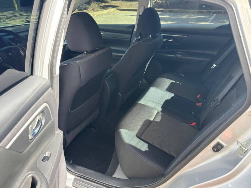 2017 Nissan Altima 2.5 SR