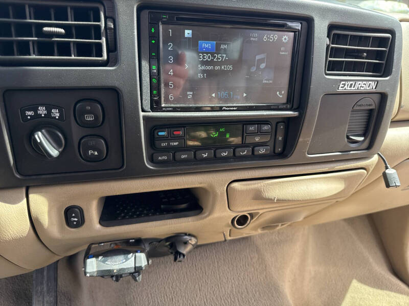 2005 Ford Excursion Limited