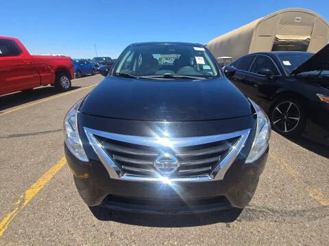2015 Nissan Versa 1.6 S