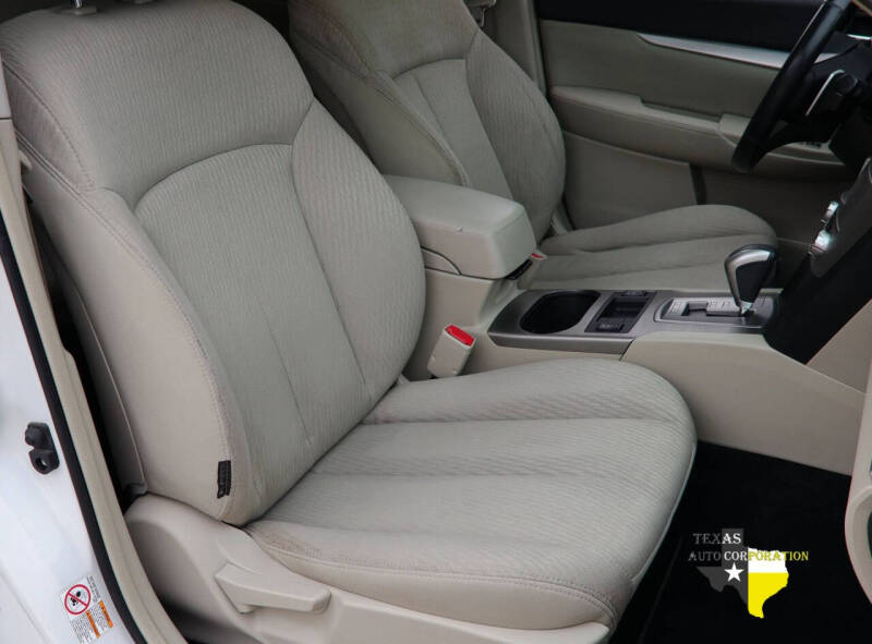 2011 Subaru Outback 2.5i Premium