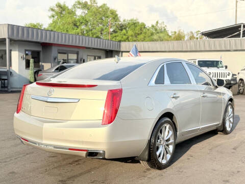 2013 Cadillac XTS Luxury Collection