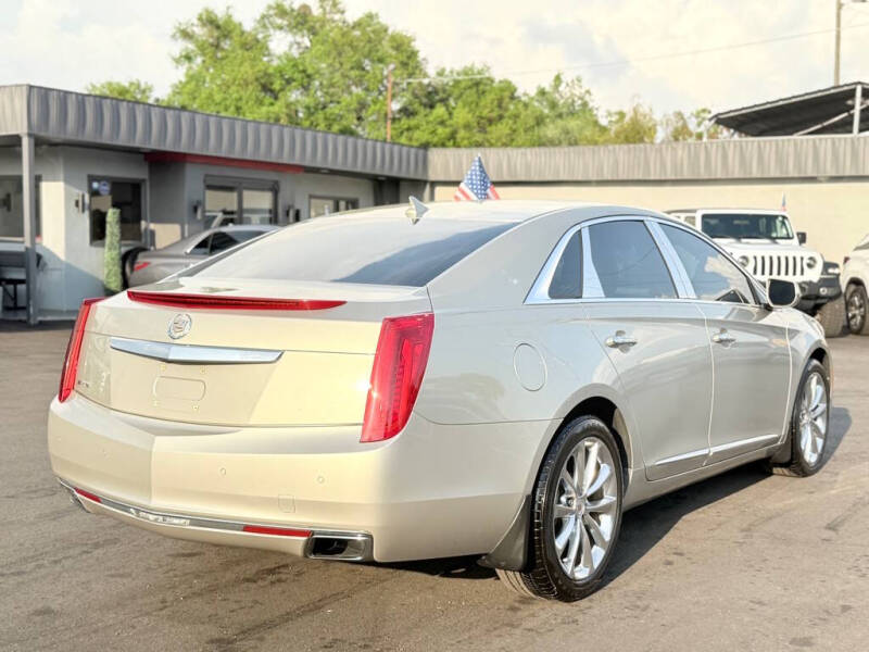 2013 Cadillac XTS Luxury Collection