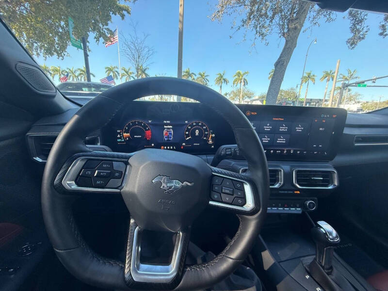 2025 Ford Mustang EcoBoost Premium