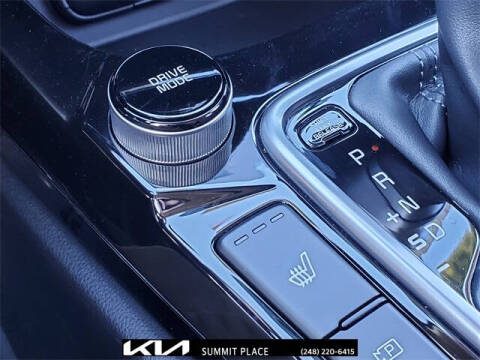 2025 Kia Seltos X-Line