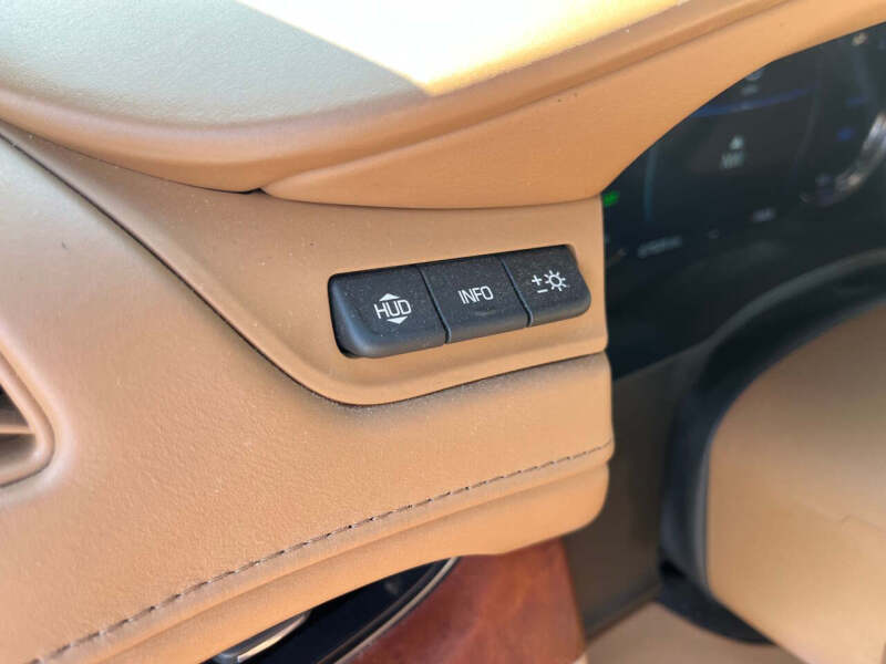 2017 Cadillac Escalade Platinum