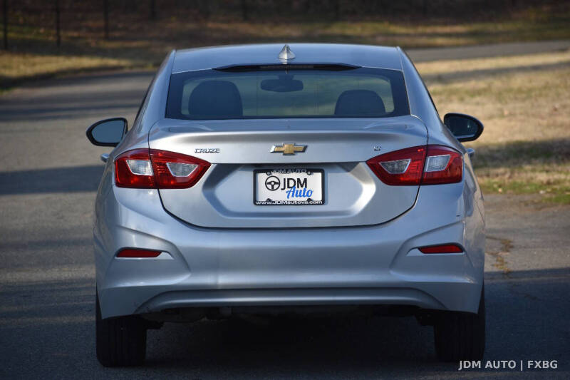 2017 Chevrolet Cruze LT Auto