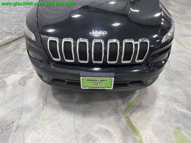 2017 Jeep Cherokee Sport