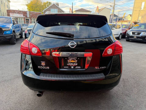 2012 Nissan Rogue SV w/SL Package