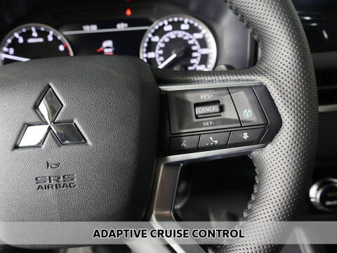2026 Mitsubishi Outlander SE