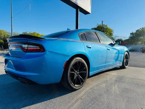 2016 Dodge Charger SXT