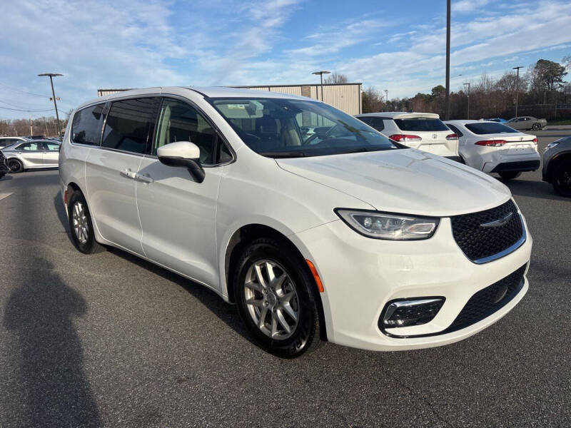2023 Chrysler Pacifica Touring L