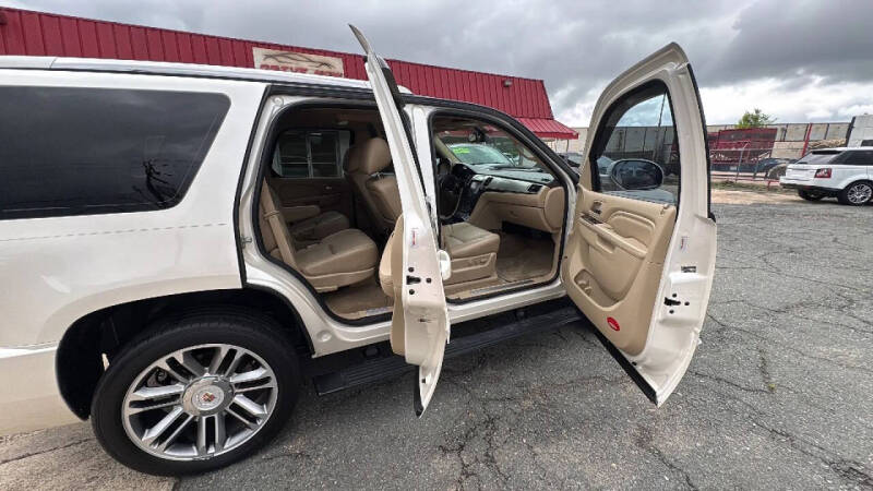 2014 Cadillac Escalade Premium