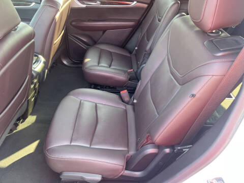 2022 Cadillac XT6 Premium Luxury