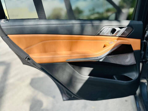 2019 BMW X7 xDrive50i