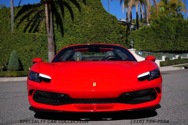 2025 Ferrari 296 GTS