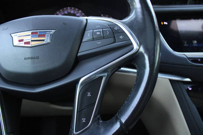 2019 Cadillac XT5 Luxury