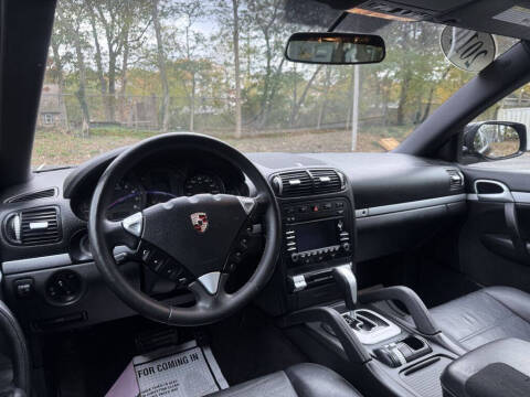 2010 Porsche Cayenne Tiptronic