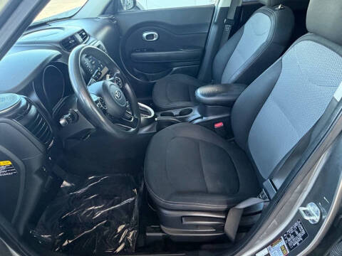 2018 Kia Soul +