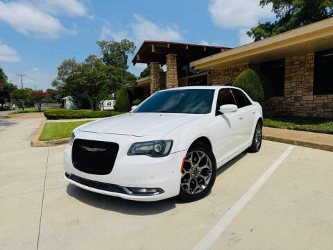 2016 Chrysler 300 S