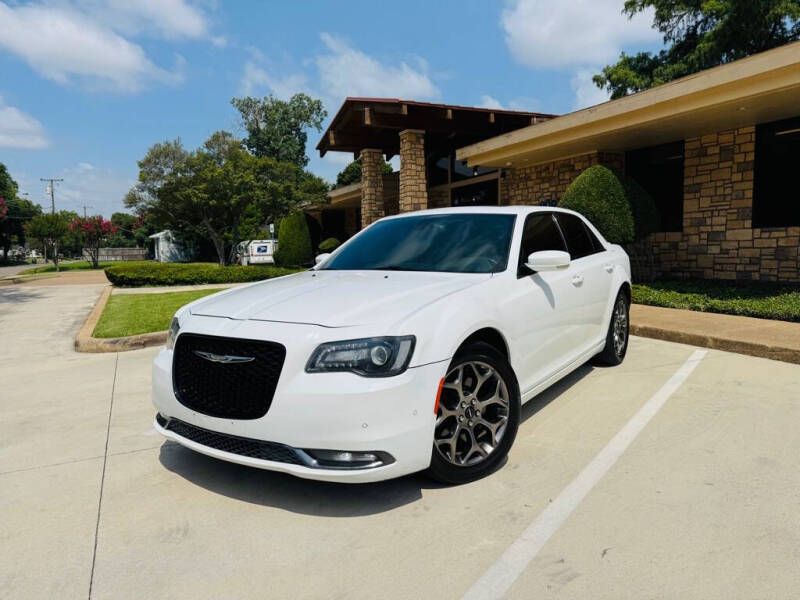 2016 Chrysler 300 S