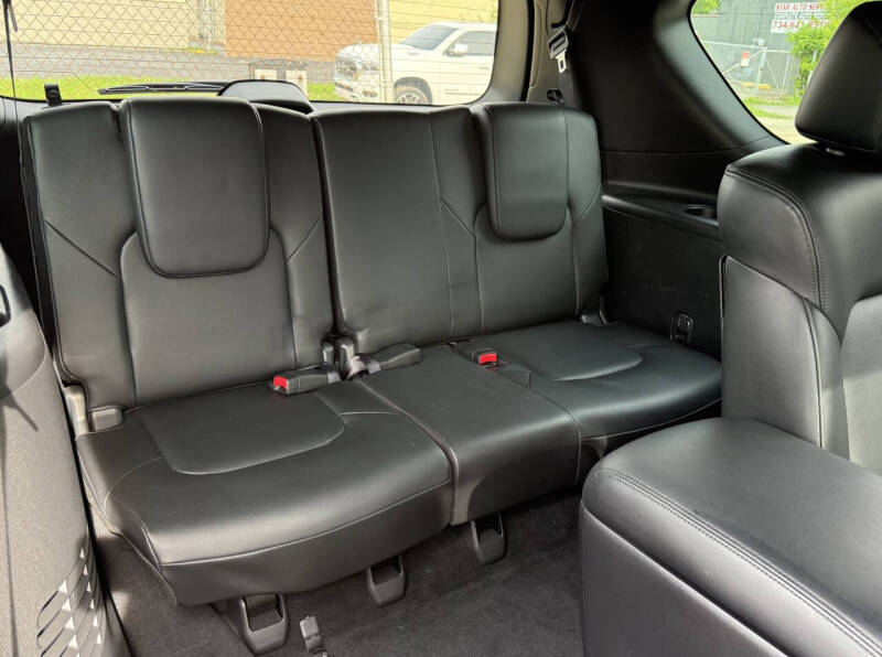 2023 Nissan Armada SL