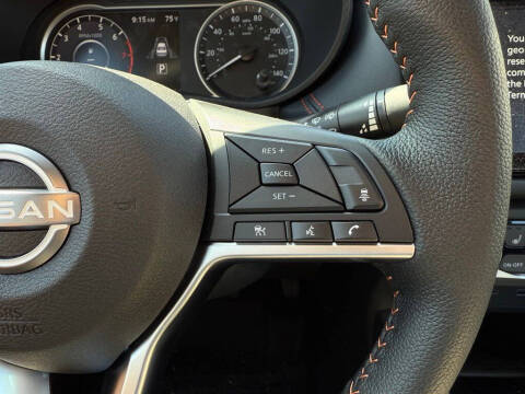 2025 Nissan Versa SR