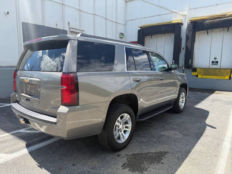 2019 Chevrolet Tahoe LT - Photo 6