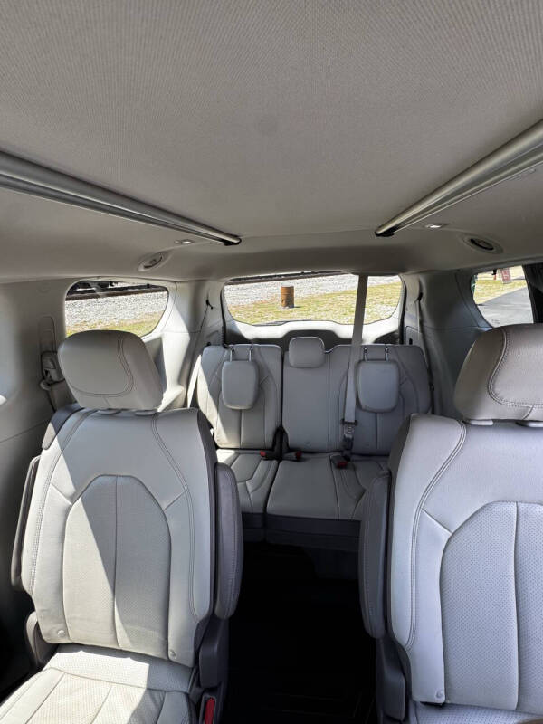 2019 Chrysler Pacifica Touring L