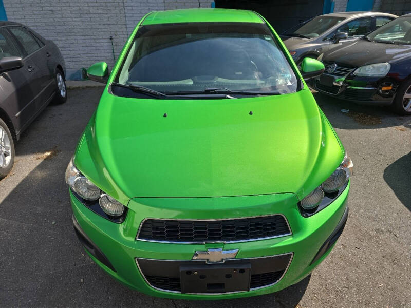 2016 Chevrolet Sonic LT Auto