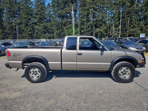 2000 Chevrolet S-10 for sale at MC AUTO LLC in Spanaway WA