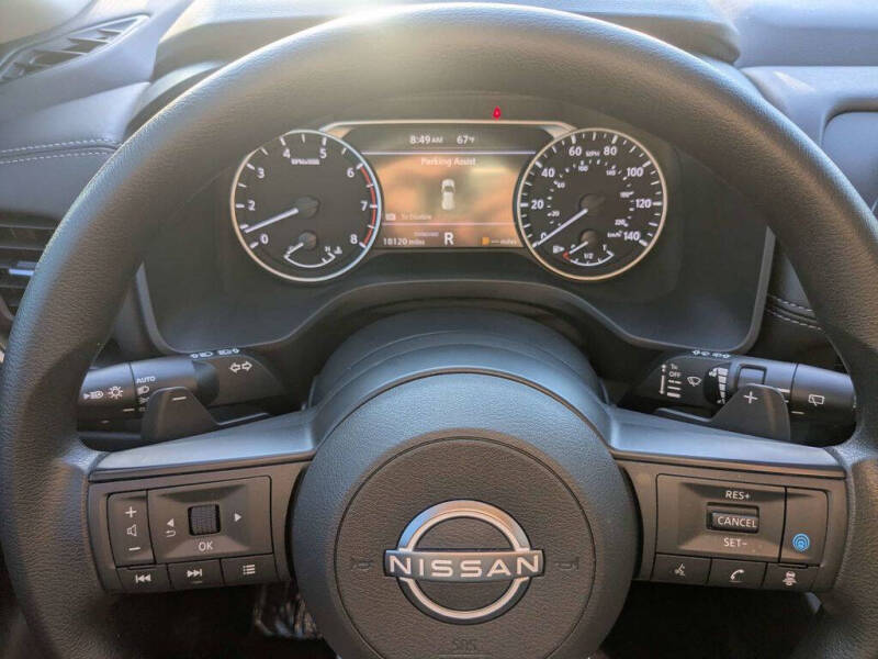 2024 Nissan Rogue SV