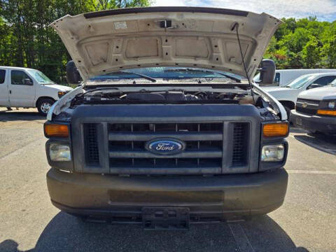 2011 Ford E-Series E-350 SD