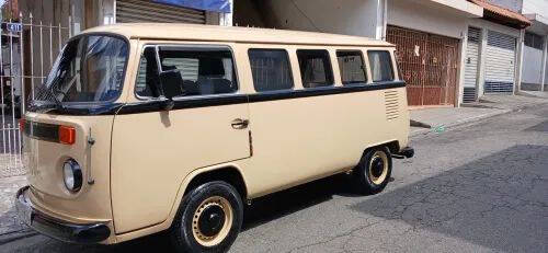 1990 Volkswagen Bus